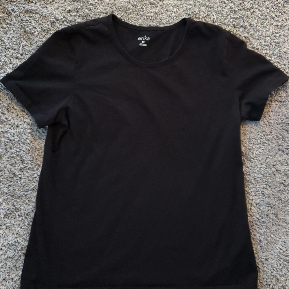 Black t shirt
